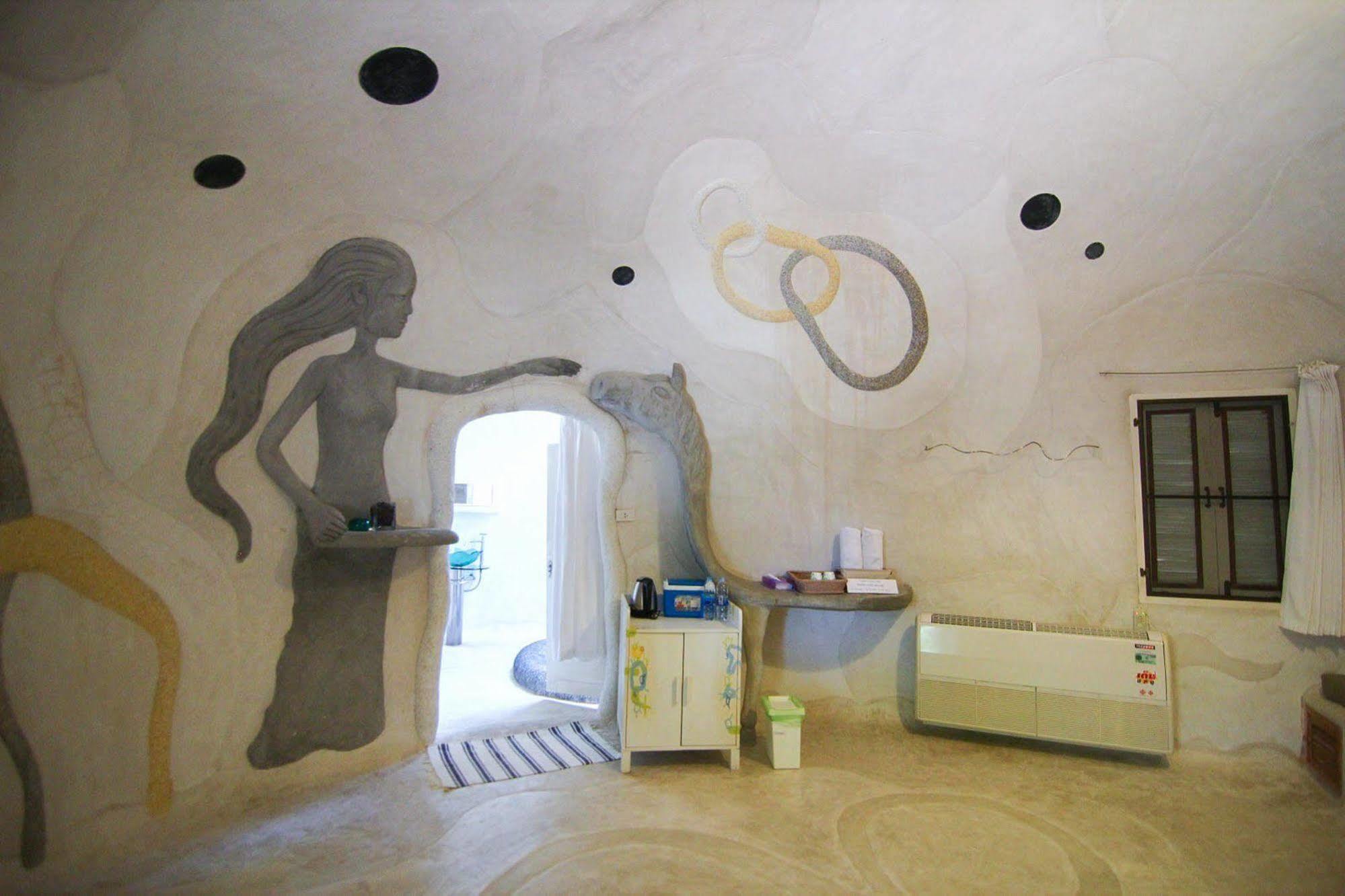 Naidee Sculptured Huts Hotel Хуа Хин Екстериор снимка